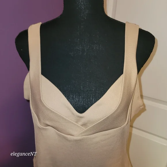 H & M Tan Sleeveless Bodysuit Plunging Neckline  Sz: XL NWT - Picture 3 of 8